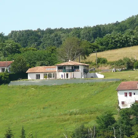 Le De La Sabaloa Au Pays Basque - Ou T2 Climatises -vue Panoramique * Halsou